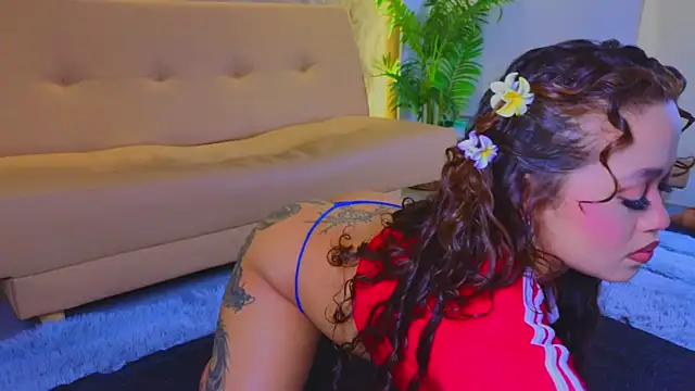 Snapshot of Isa__Blanc chatting on September 30, 2025, 2:17 am Isa  Blanc online show from September 30, 2025, 2:17 am