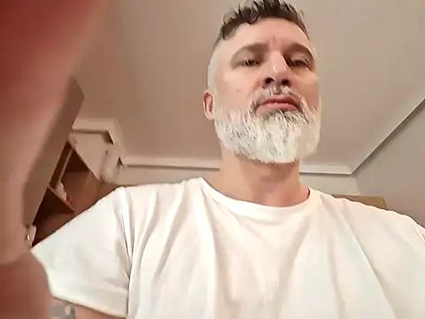 Snapshot of BlowMyXXL chatting on March 21, 2025, 5:21 am BlowMyXXL online show from March 21, 2025, 5:21 am