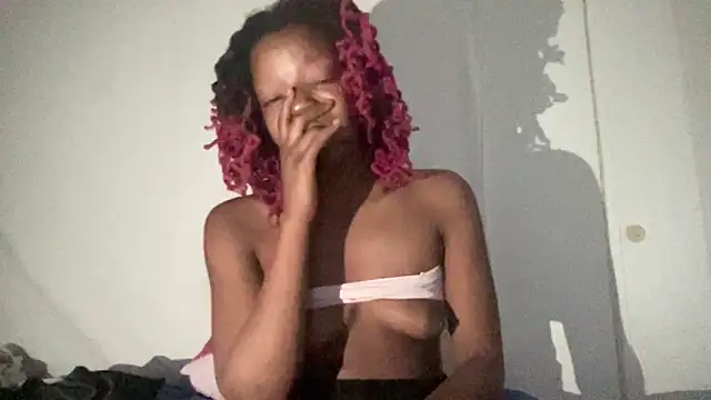 minimama69 online show from November 30, 2025, 10:05 am