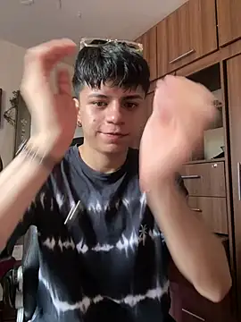 marckalexis online show from February 27, 2025, 9:25 pm