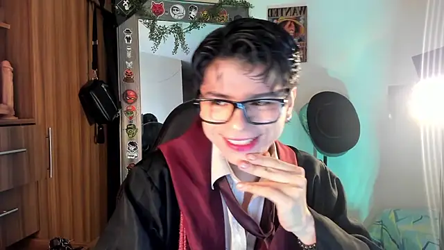 marckalexis online show from September 14, 2025, 1:55 pm