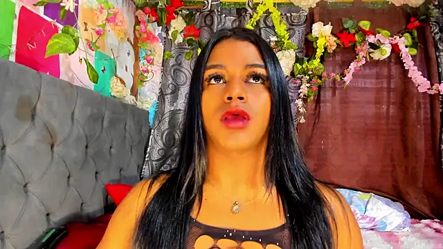 Snapshot of Karly_coffe chatting on August 7, 2026, 10:54 am Karly coffe online show from August 7, 2026, 10:54 am