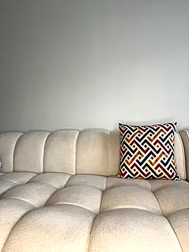 Fanclubbbbb online show from October 7, 2025, 8:48 am