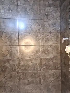 lauramcdowell1 online show from March 14, 2026, 3:51 pm