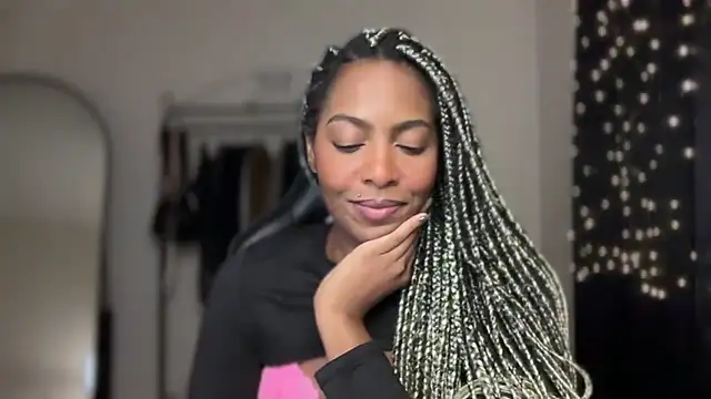 marisilva br online show from November 12, 2025, 12:59 am