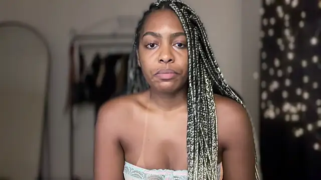 Snapshot of marisilva_br chatting on October 30, 2025, 2:32 am marisilva br online show from October 30, 2025, 2:32 am