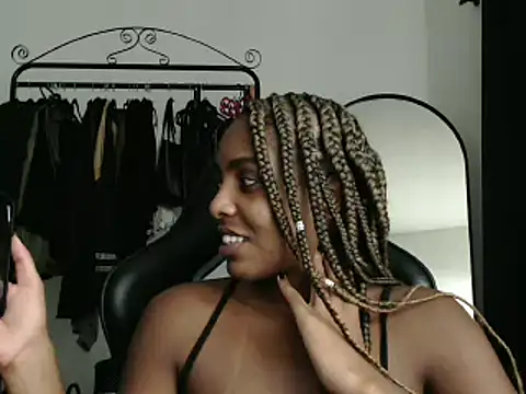 marisilva br online show from February 27, 2025, 3:18 am