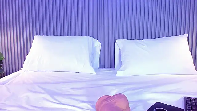 Snapshot of MaluDiaz chatting on October 30, 2025, 5:32 pm MaluDiaz online show from October 30, 2025, 5:32 pm