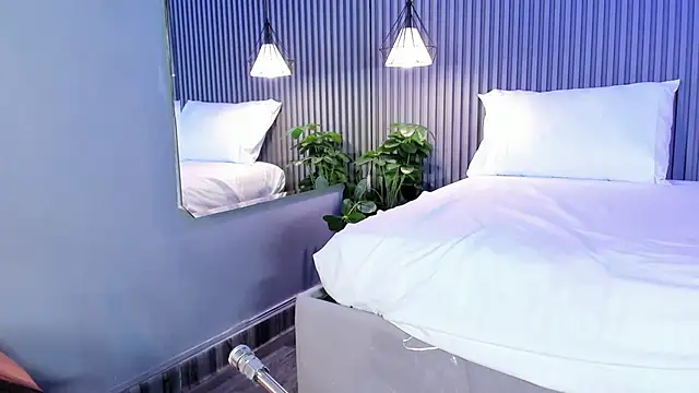 Snapshot of MaluDiaz chatting on October 25, 2025, 5:24 pm MaluDiaz online show from October 25, 2025, 5:24 pm