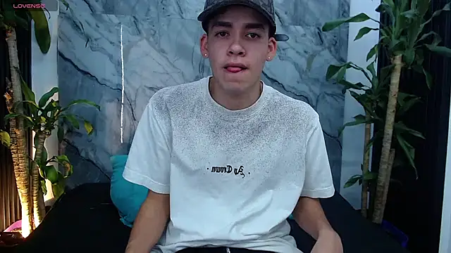 Mike 0233  online show from February 15, 2025, 11:39 am