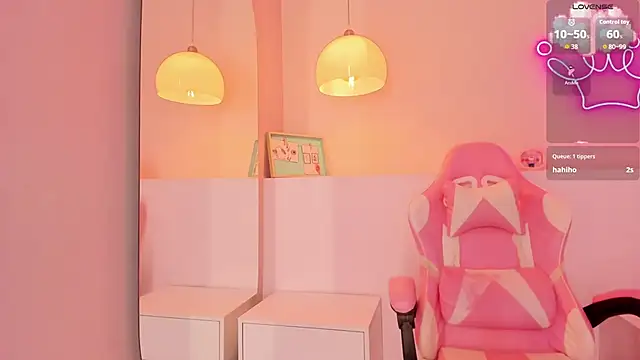 Snapshot of violeth_hill chatting on September 20, 2025, 8:03 pm violeth hill online show from September 20, 2025, 8:03 pm