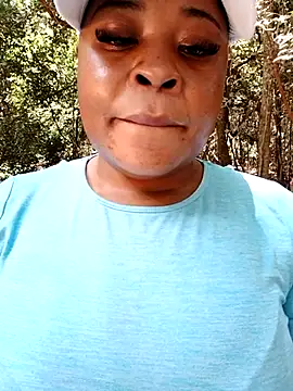 Snapshot of juicybatate chatting on September 20, 2025, 9:58 am juicybatate online show from September 20, 2025, 9:58 am