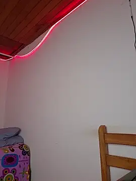 juli05star20 online show from February 7, 2026, 3:25 am