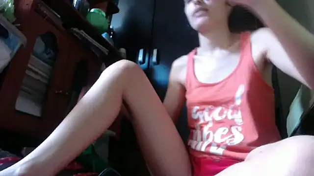 lilithanderson online show from November 1, 2025, 6:13 pm