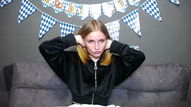 Snapshot of MargaritaKiss chatting on September 30, 2025, 6:58 pm MargaritaKiss online show from September 30, 2025, 6:58 pm