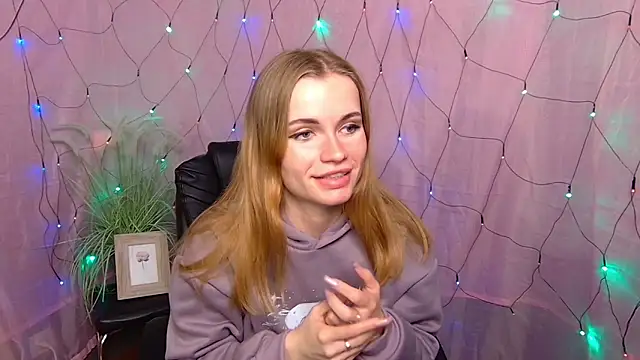 MargaritaKiss online show from February 9, 2026, 7:23 pm