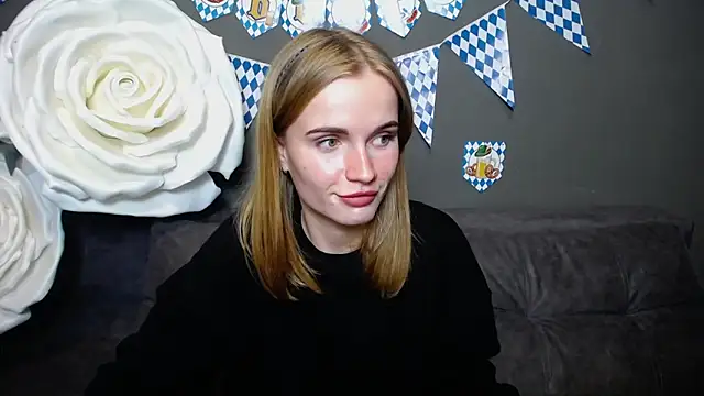 Snapshot of MargaritaKiss chatting on October 1, 2025, 6:45 pm MargaritaKiss online show from October 1, 2025, 6:45 pm