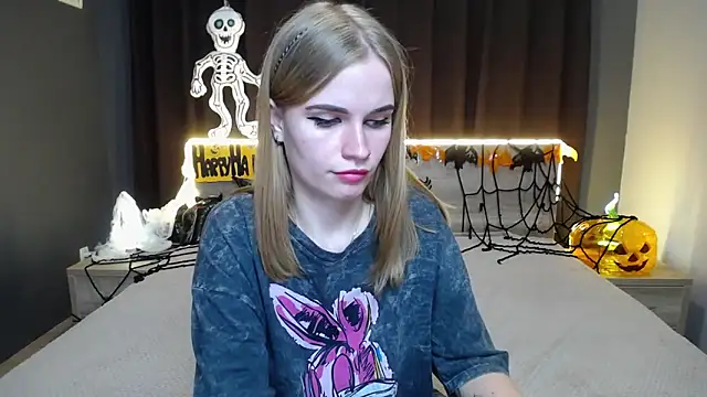 Snapshot of MargaritaKiss chatting on October 16, 2025, 7:11 pm MargaritaKiss online show from October 16, 2025, 7:11 pm