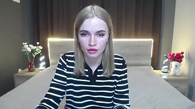 Snapshot of MargaritaKiss chatting on September 17, 2025, 6:54 pm MargaritaKiss online show from September 17, 2025, 6:54 pm