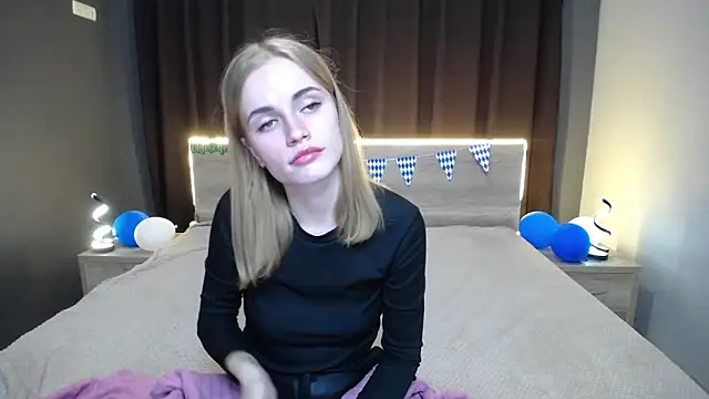 Snapshot of MargaritaKiss chatting on October 2, 2025, 6:44 pm MargaritaKiss online show from October 2, 2025, 6:44 pm