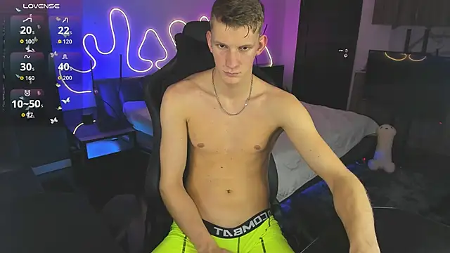 Snapshot of Brad_Maloney chatting on October 4, 2025, 9:38 pm Brad Maloney online show from October 4, 2025, 9:38 pm