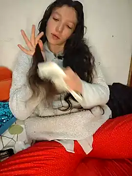Lucy cole online show from March 7, 2025, 2:25 am