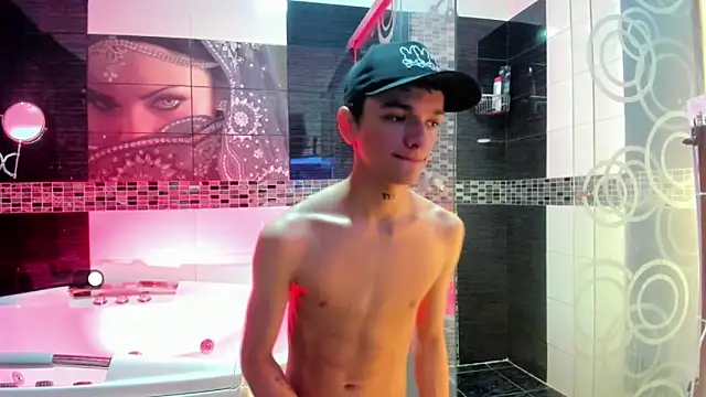 SexyJuliii21 online show from October 15, 2025, 12:20 am