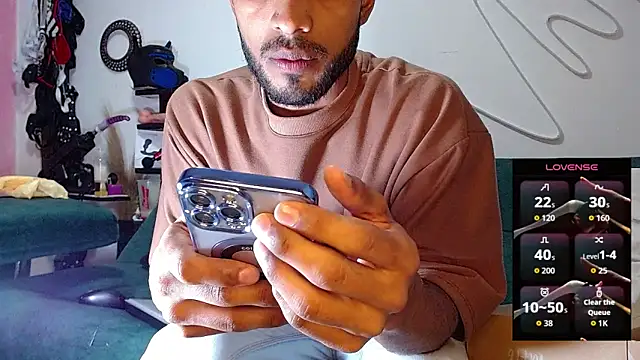 the dog lian online show from September 28, 2025, 12:17 am