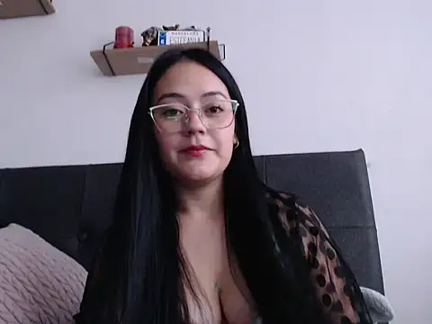 Alisha 99 online show from December 22, 2025, 10:10 pm