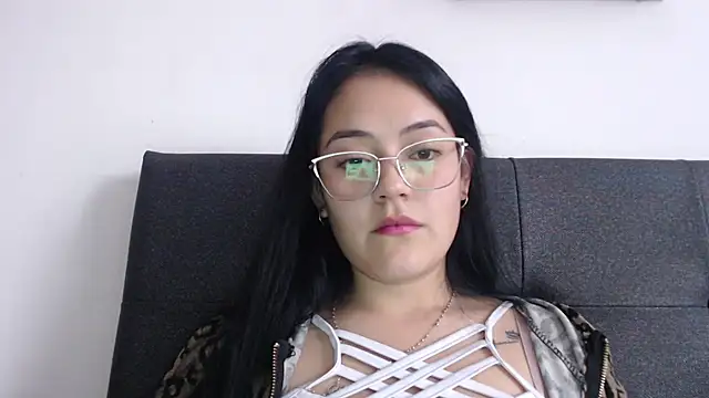 Snapshot of Alisha_99 chatting on October 3, 2025, 9:05 pm Alisha 99 online show from October 3, 2025, 9:05 pm