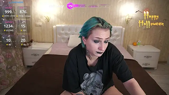 Snapshot of LunaaMayy chatting on November 1, 2025, 4:12 pm LunaaMayy online show from November 1, 2025, 4:12 pm