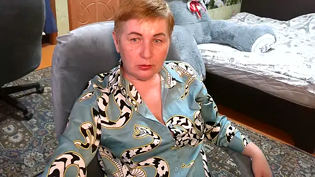 NicoleOlla online show from March 9, 2025, 12:09 pm
