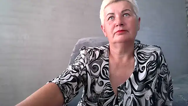 Snapshot of NicoleOlla chatting on September 26, 2025, 1:56 am NicoleOlla online show from September 26, 2025, 1:56 am