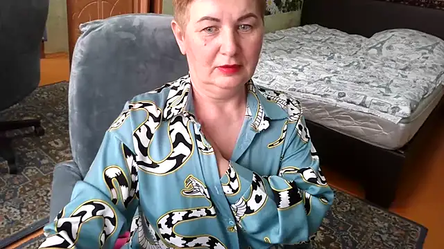 NicoleOlla online show from February 27, 2025, 6:35 am