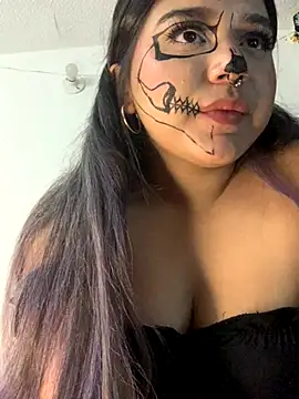 Snapshot of Pucaa_ chatting on October 12, 2025, 12:01 am Pucaa online show from October 12, 2025, 12:01 am