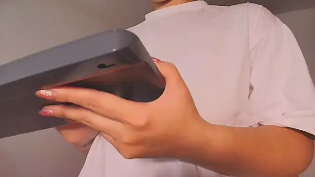 RachelStein online show from March 12, 2026, 2:28 am