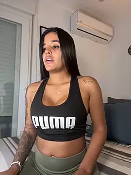 EmelyRogers online show from October 8, 2025, 6:30 pm