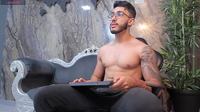 Liam Kleiin online show from February 27, 2025, 11:39 am