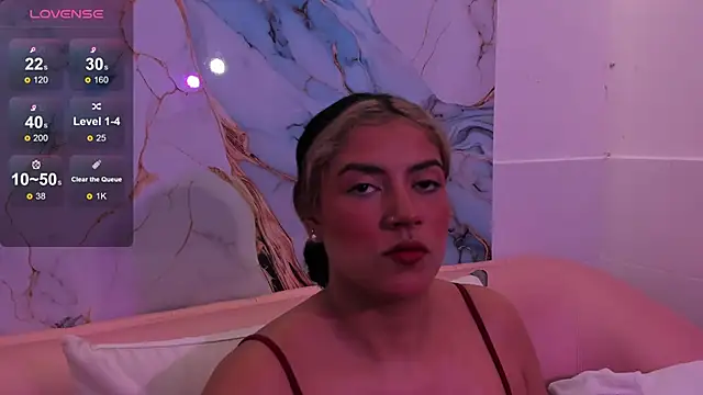 Snapshot of taylor_cupper chatting on October 8, 2025, 8:09 pm taylor cupper online show from October 8, 2025, 8:09 pm