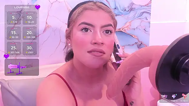 Snapshot of taylor_cupper chatting on September 26, 2025, 4:30 am taylor cupper online show from September 26, 2025, 4:30 am