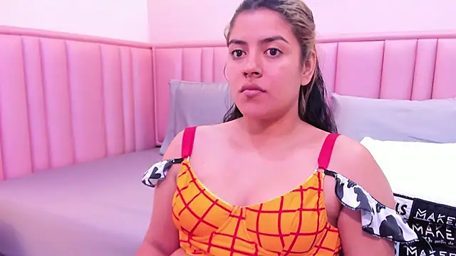 taylor cupper online show from November 17, 2025, 12:25 am