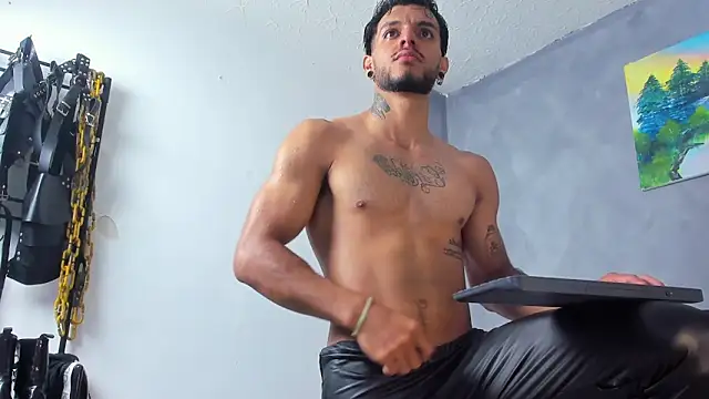 JuanBlade online show from January 19, 2026, 1:09 am