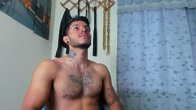 JuanBlade online show from February 5, 2025, 11:55 am