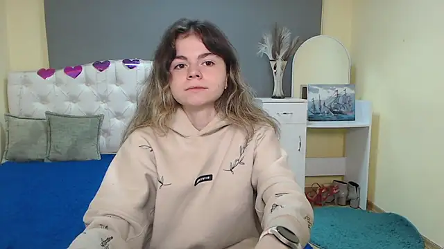 TinaRedly online show from October 2, 2025, 5:55 am