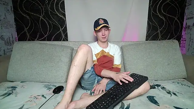 Fox man love online show from September 24, 2025, 6:14 pm