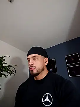 SilvaBranko online show from November 15, 2025, 12:03 am