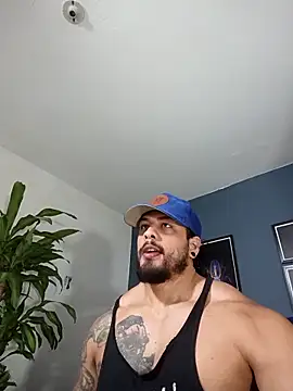 Snapshot of SilvaBranko chatting on October 3, 2025, 12:03 am SilvaBranko online show from October 3, 2025, 12:03 am