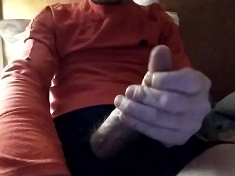 Snapshot of elmerfuddin87 chatting on January 18, 2026, 2:37 am elmerfuddin87 online show from January 18, 2026, 2:37 am