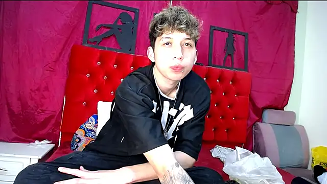  Thomas hot  online show from February 26, 2025, 4:30 am