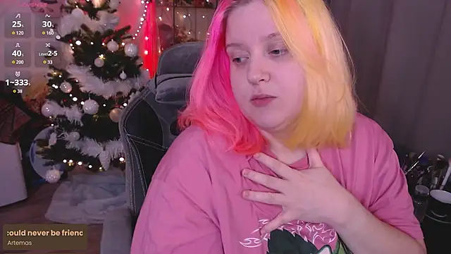 lissamuff online show from December 14, 2025, 2:33 pm